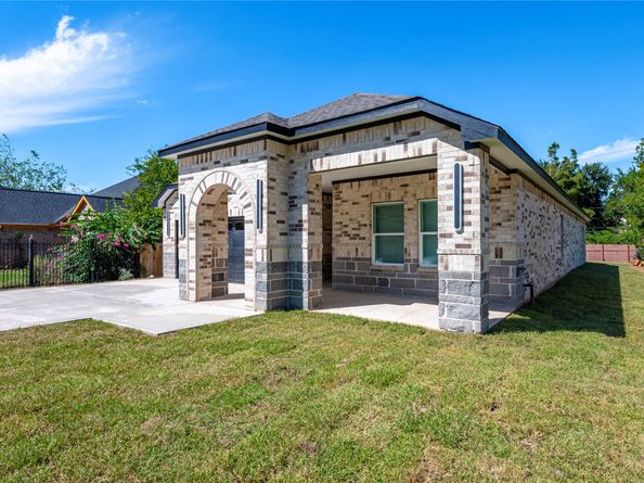 8125 Wetherby Lane, Houston TX 77075