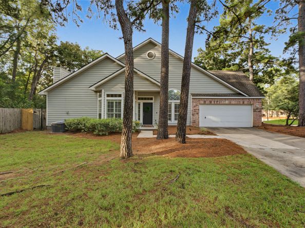 51 S Spiral Vine Circle, The Woodlands TX 77381