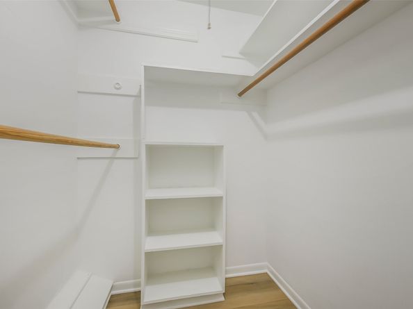 2824 Briarhurst Drive 24, Houston TX 77057