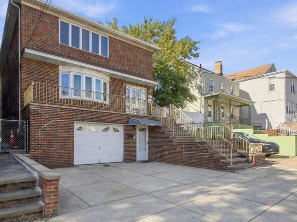 44 East 49th St, Bayonne NJ 07002