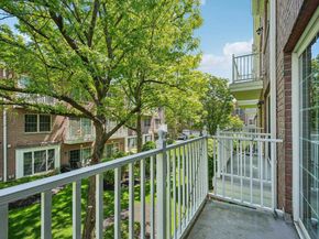 102 Abbie Ct 102, Guttenberg NJ 07093
