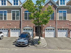 102 Abbie Ct 102, Guttenberg NJ 07093