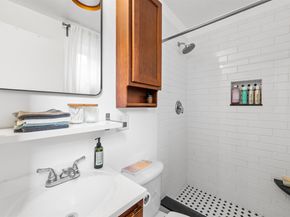 208 6th St 2R, Jersey City NJ 07302