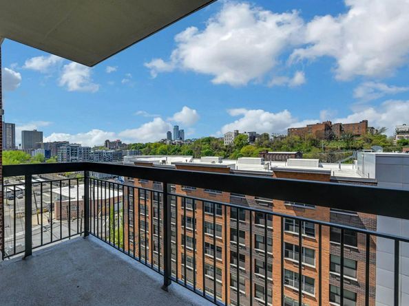 700 1st St 9RS, Hoboken NJ 07030