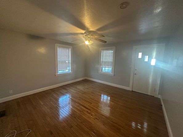 1 Eames Ave, Worcester MA 01603