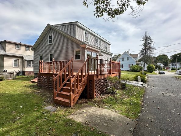 1 Eames Ave, Worcester MA 01603