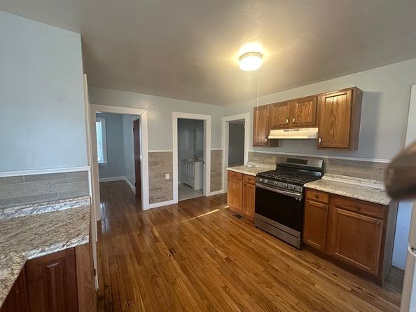 1 Eames Ave, Worcester MA 01603