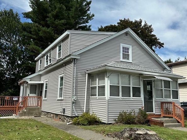 1 Eames Ave, Worcester MA 01603