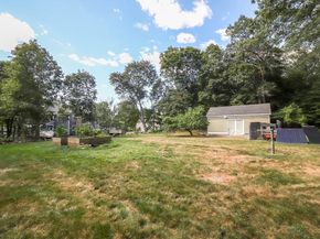 12 Springs Rd, Billerica MA 01821