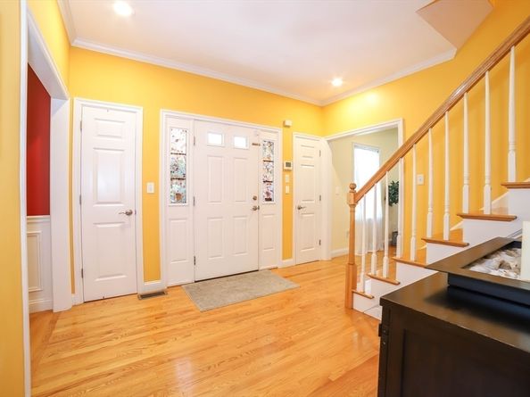 12 Springs Rd, Billerica MA 01821