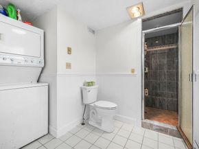 8 Barnes St, Wareham MA 02571