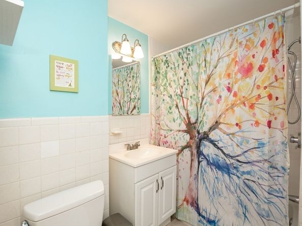 32 Almont St 321, Medford MA 02155