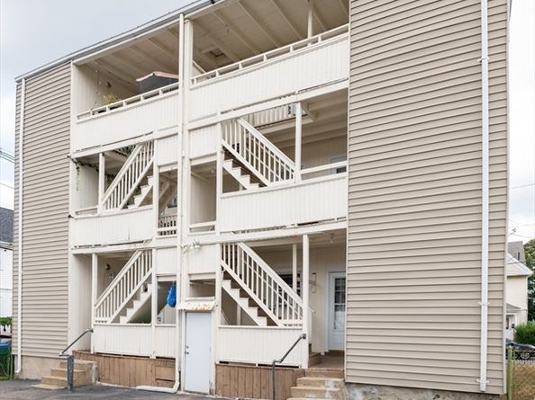 32 Almont St 321, Medford MA 02155