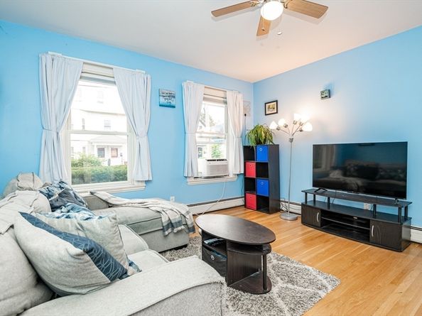 32 Almont St 321, Medford MA 02155