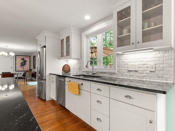 47 Fairbank Rd, Sudbury MA 01776