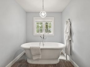 47 Fairbank Rd, Sudbury MA 01776
