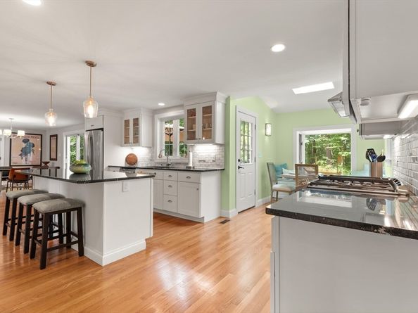 47 Fairbank Rd, Sudbury MA 01776