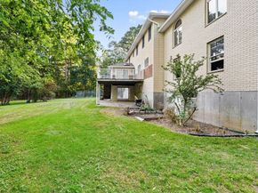 127 Tucker Farm Rd, North Andover MA 01845