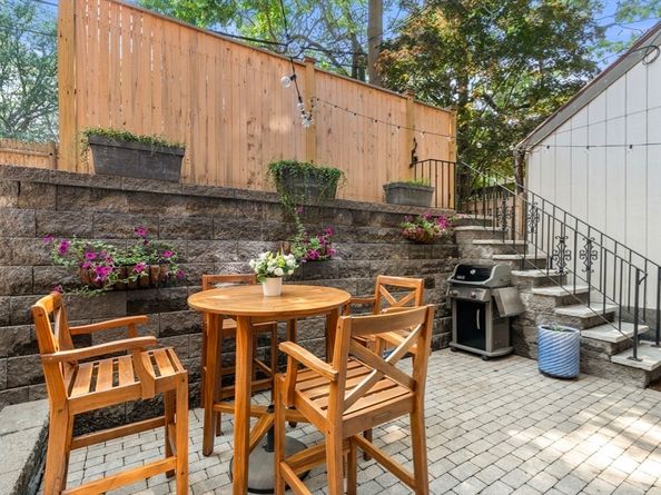 8 Concord Sq 1, Boston MA 02118