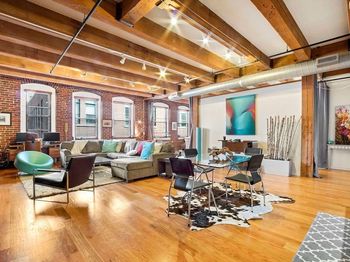33 Sleeper St