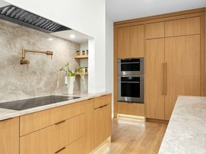 109 Harwich Rd, Newton MA 02467
