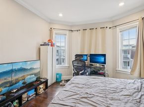 1048 Saratoga St 3, Boston MA 02128