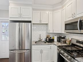 1048 Saratoga St 3, Boston MA 02128