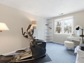 2 Grove St, Framingham MA 01701