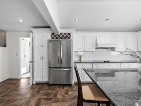 5 Endicott St, Weymouth MA 02189