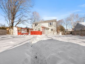 5 Endicott St, Weymouth MA 02189