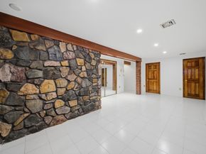 71 Lubec 1, Boston MA 02128