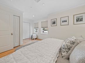 321 Hammond Pond Pkwy 105, Brookline MA 02467