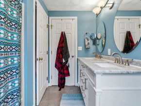 1 Rosemary Ln, Chelmsford MA 01824