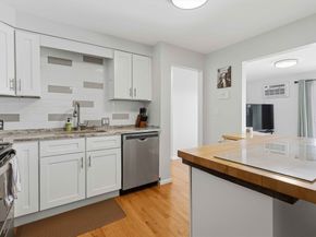 141 Essex D6, Saugus MA 01906