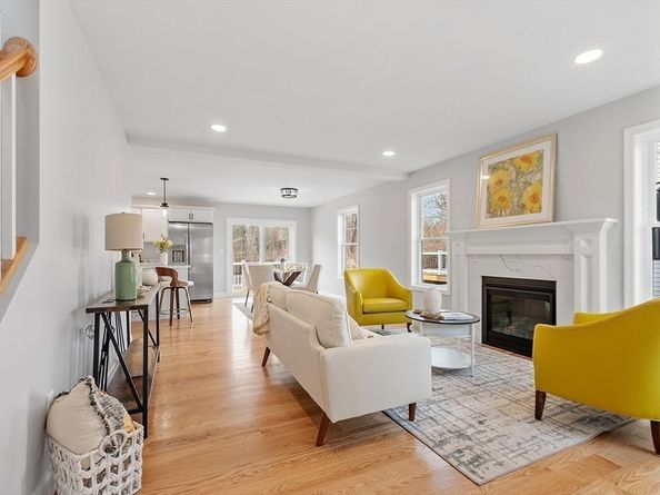 711 Massachusetts Avenue 2, Lunenburg MA 01462