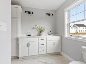 711 Massachusetts Avenue 2, Lunenburg MA 01462