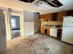 4-10 Glover Ct, Boston MA 02127