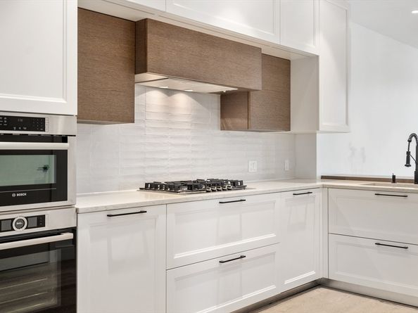 69 Walnut St 1, Brookline MA 02445