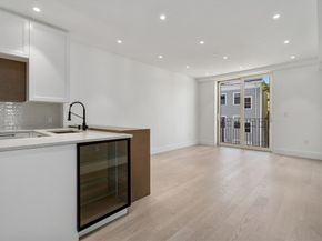 69 Walnut St 1, Brookline MA 02445