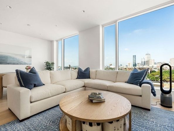 380 Harrison Avenue 14G, Boston MA 02118