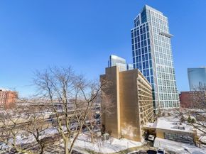 6 Whittier Place 6H, Boston MA 02114