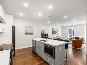 267 Old Colony 313, Boston MA 02127