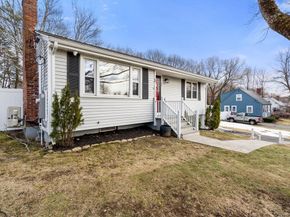 38 Irving Dr, Walpole MA 02081