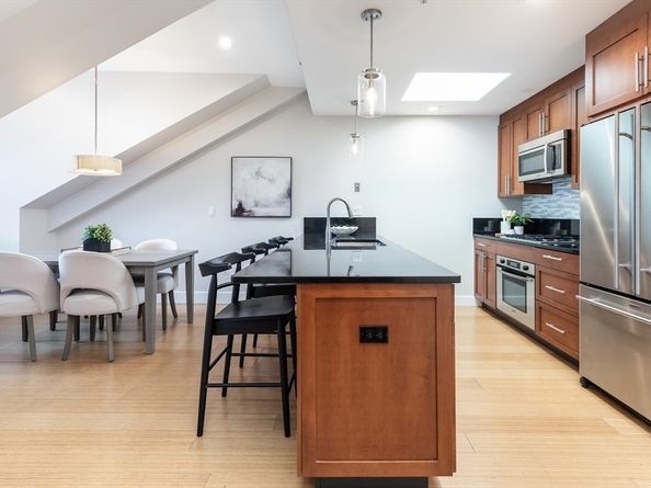 21 Father Francis Gilday St 511, Boston MA 02118