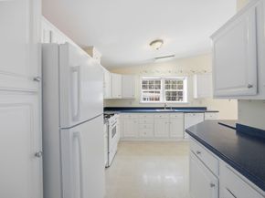 402 Blueberry Cir, Middleboro MA 02346