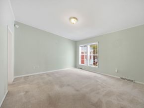 402 Blueberry Cir, Middleboro MA 02346