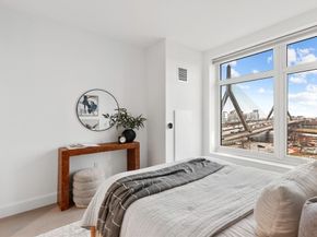 100 Lovejoy Wharf 8H, Boston MA 02114