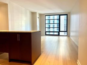 580 Washington 6D, Boston MA 02111