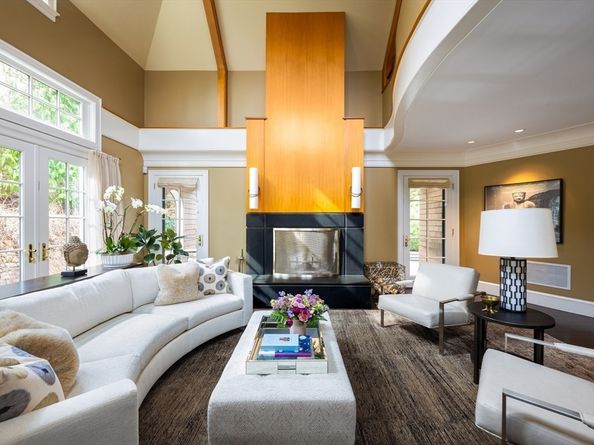 1 Chestnut Place, Brookline MA 02445
