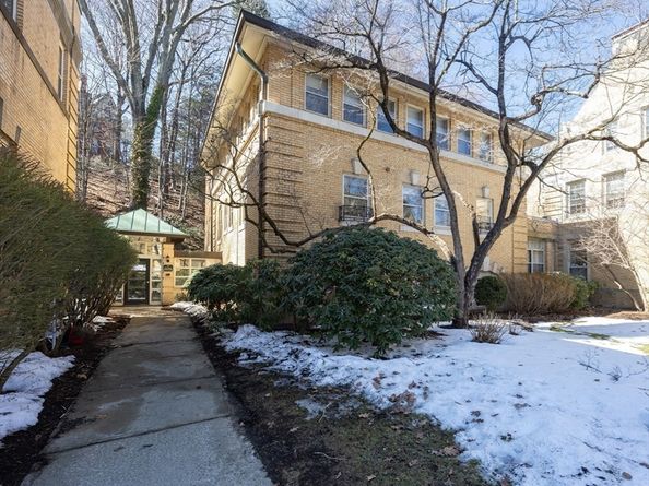 75 Glen Rd B4, Brookline MA 02445